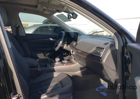 2021 Audi Q5 Premium Plus 45 Tfsi Quattro S Tronic z USA, uszkodzony, nr VIN WA1BAAFY3M2042370